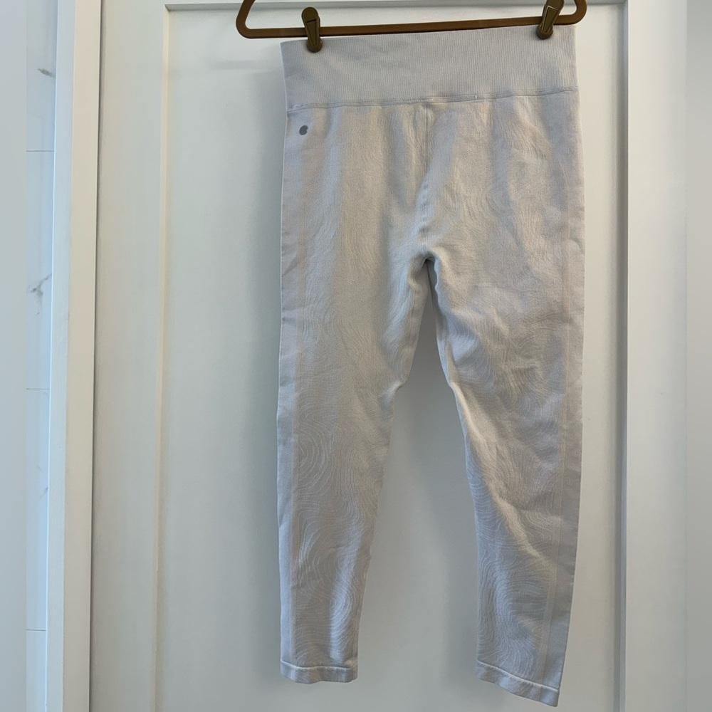 Zella Cream Jacquard Ribbed Base Layer - Picture 3 of 5